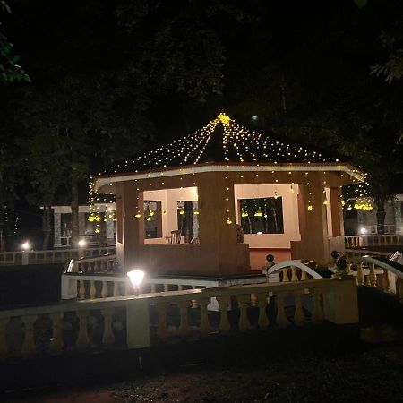 Surya Eco And Wedding Resort Thrissur Exteriér fotografie