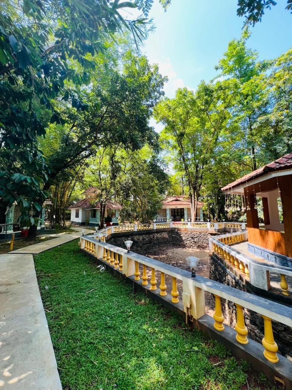 Surya Eco And Wedding Resort Thrissur Exteriér fotografie